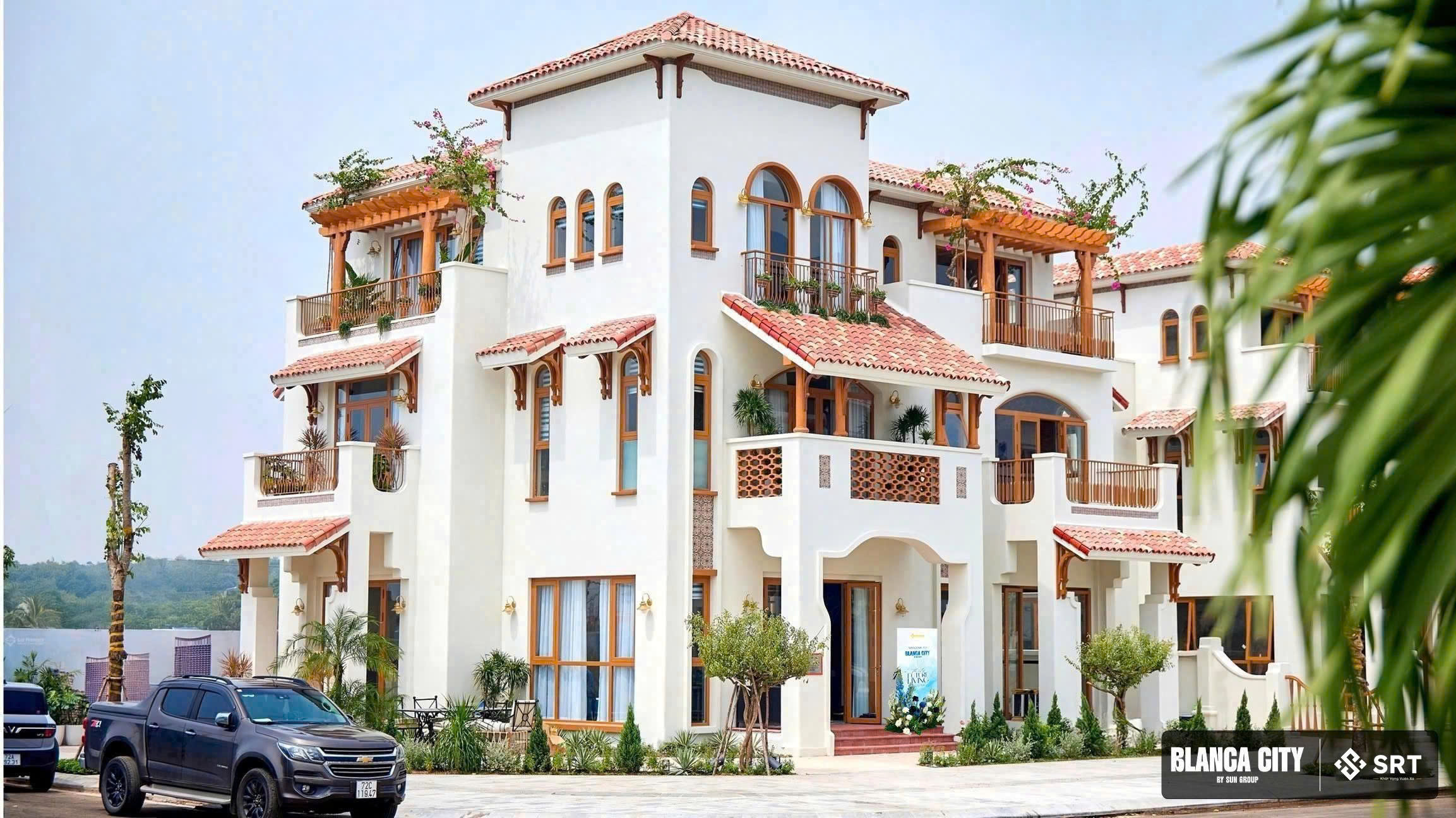 Nhà Mẫu Blanca City 5